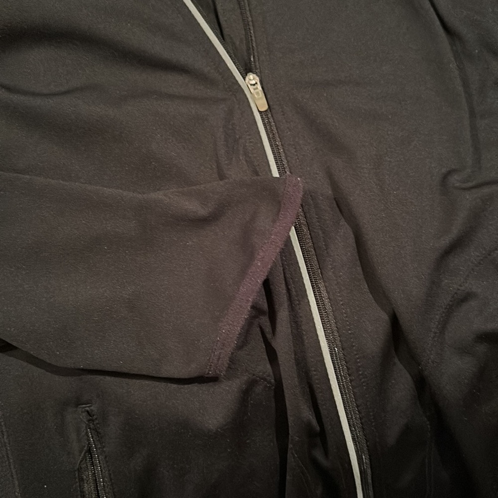 Nike jacket - Picture 2 of 5